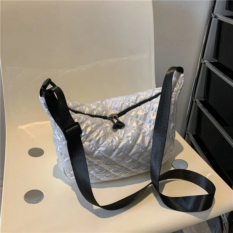 Sacs à main matelassés en nylon tendance pour femme | Sacs à poignée supérieure grande capacité et sacs bandoulière couleur unie (sacs à bandoulière d'hiver pour femme)