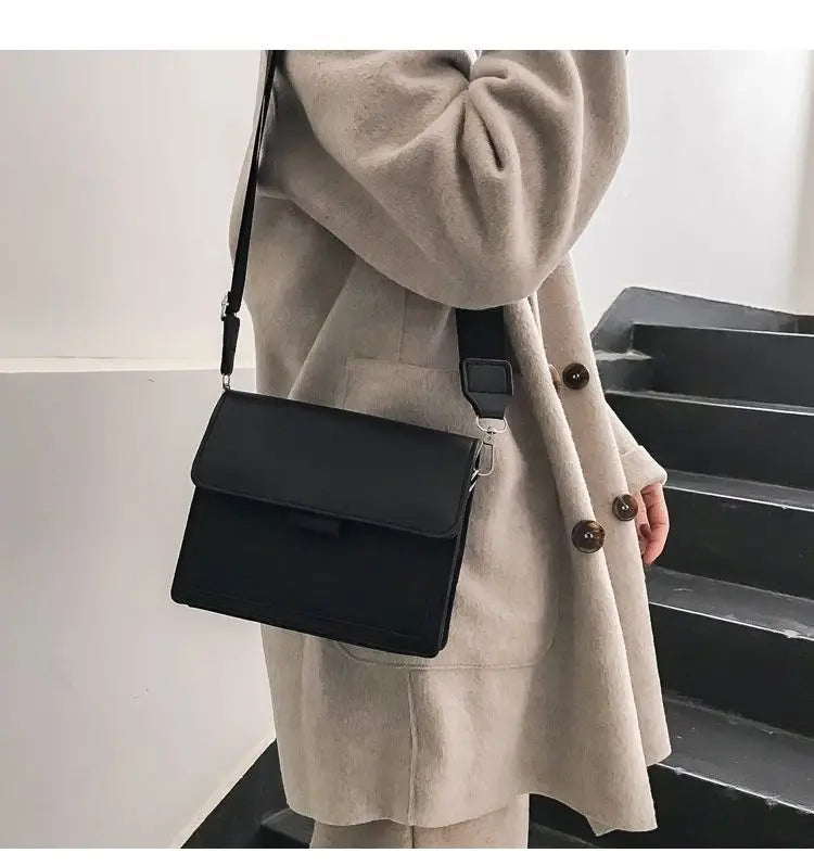 Sac à bandoulière pour femme de petite taille | Sac messager léger en cuir PU (Sac à main à rabat, Sac de voyage d'été pour femme)