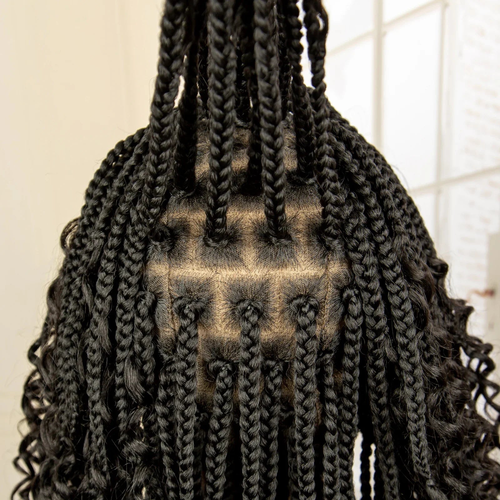 Perruque de tresses carrées bordeaux 14" | Entièrement lacée | Fibre Kanekalon | Tresses bohèmes | Pour femmes