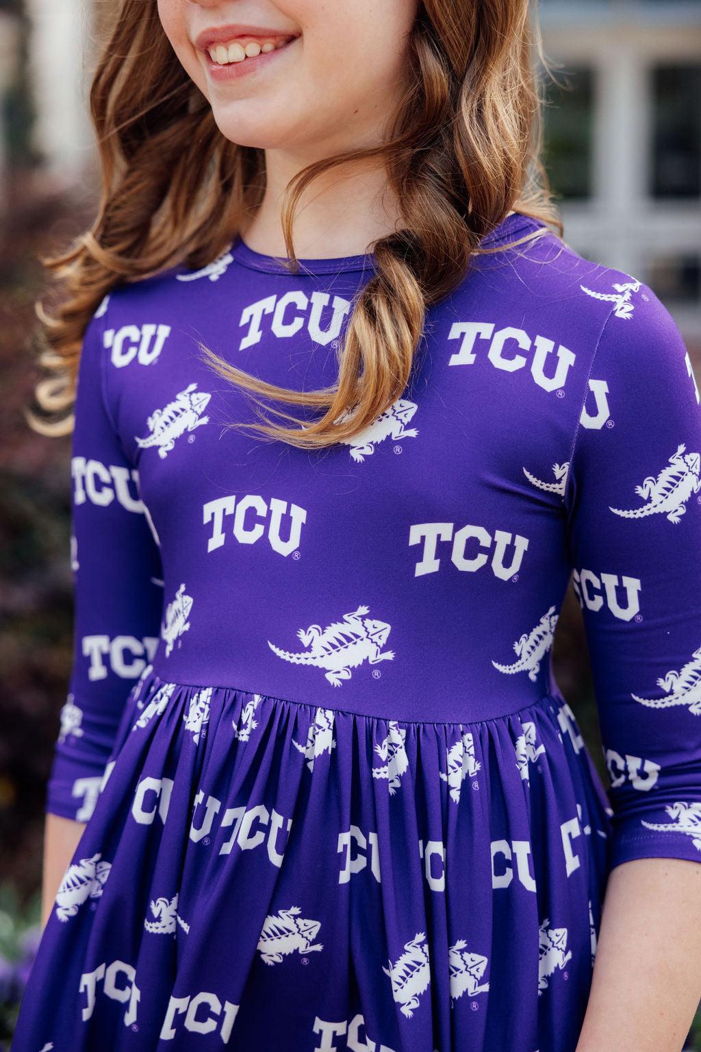 Robe tourbillonnante à manches 3/4 et poches TCU Purple Frog