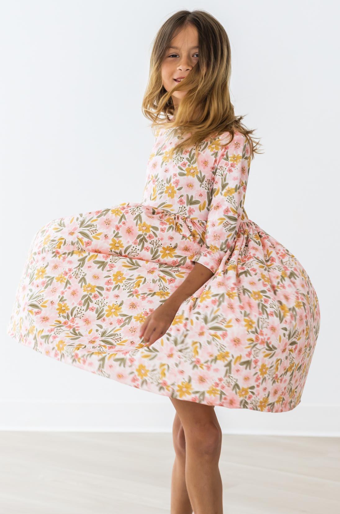 Robe virevoltante mi-longue Pretty Peachy à manches 3/4 et poches