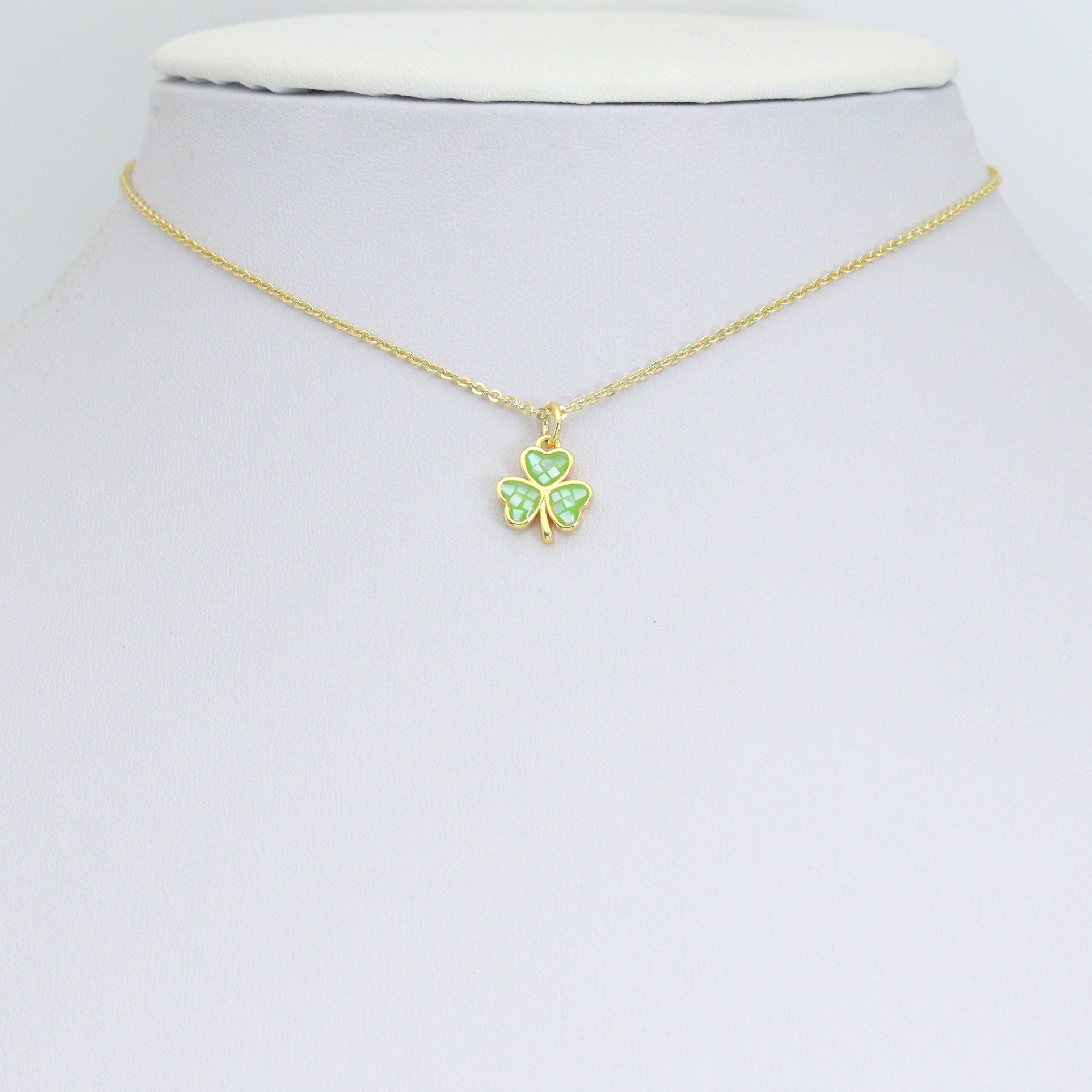 Mother of Pearl Clover Flower Pendant charm, Sku#WL25