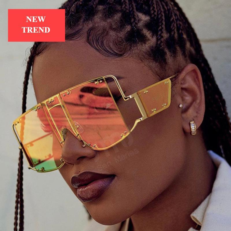 Lunettes de soleil de luxe modernes NOUVELLES à monture carrée surdimensionnée et large pour femmes et dames. Rivets métalliques de marque. Tendance. Lunettes féminines uniques avec protection UV 400.