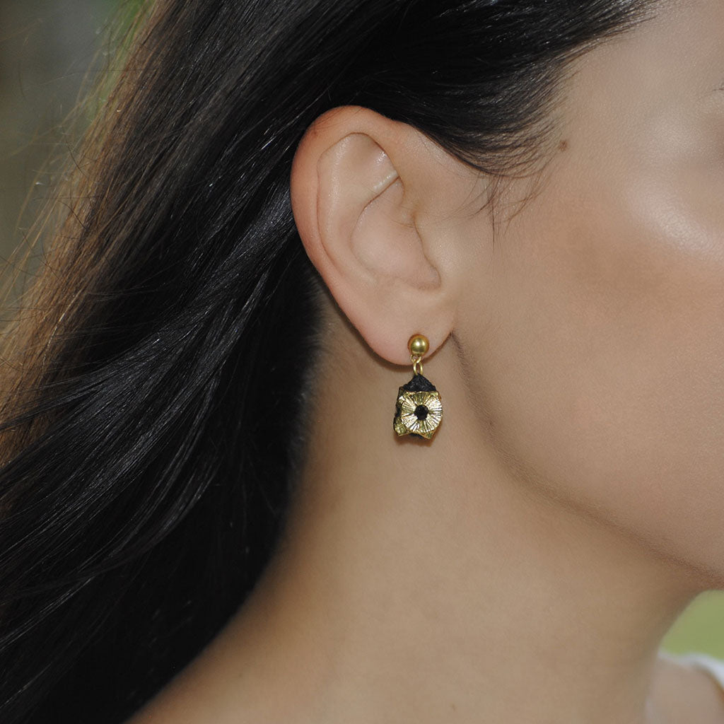 Boho Cotton Thread Flower Earrings Zinc Alloy Dainty 2.5cm Handmade