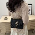 Women'S Quilted Shoulder Bag with Gold Chain Strap Crossbody Bag for Stylish Everyday Use in Black & White