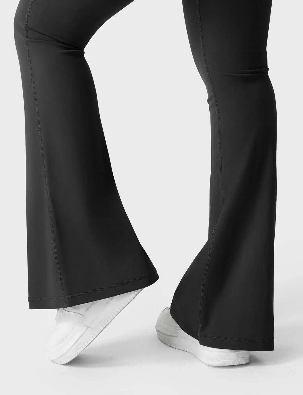 Pantalon de yoga évasé taille haute | Legging évasé Flairé™ avec poches