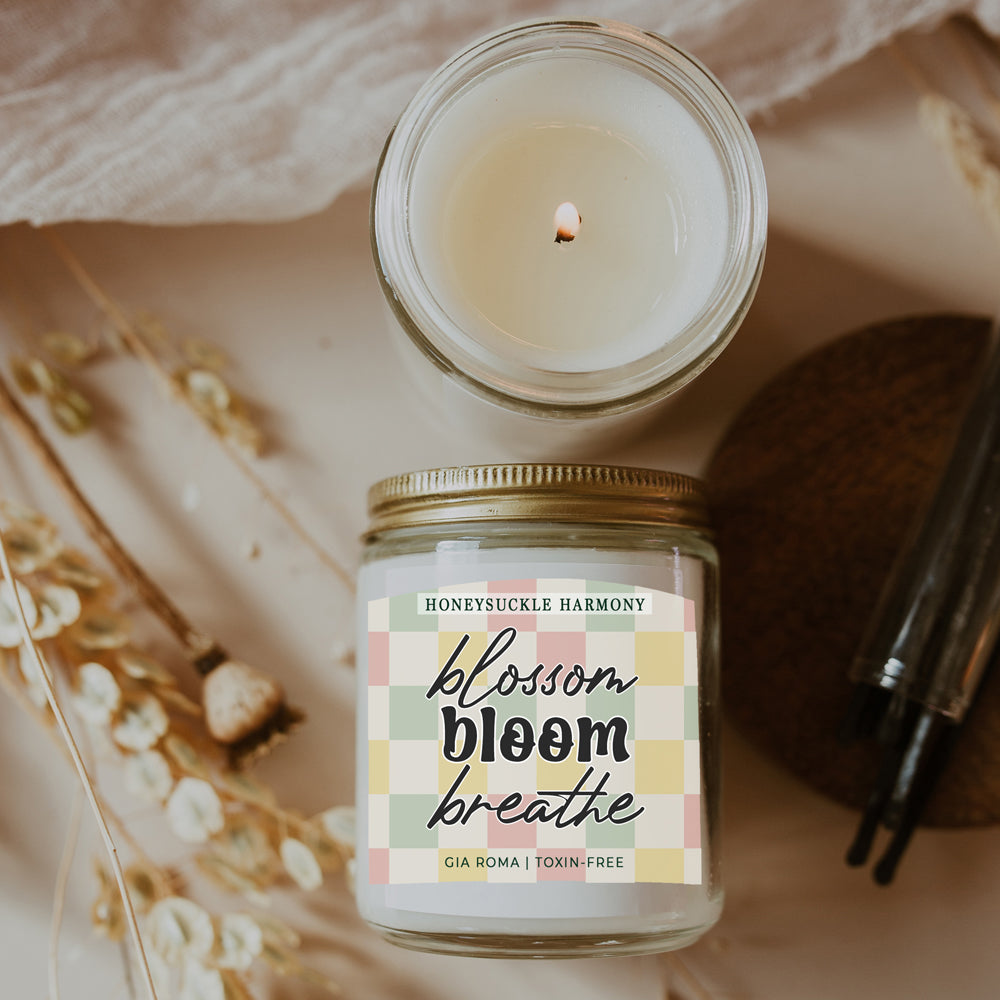 Honeysuckle Scented Soy Candle - Sweet Floral Blossom, Honeyed Summer Aroma
