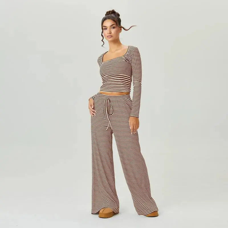 Ensemble Lounge Flaire™ à Rayures pour Femme – Tenue Deux Pièces à Col Carré