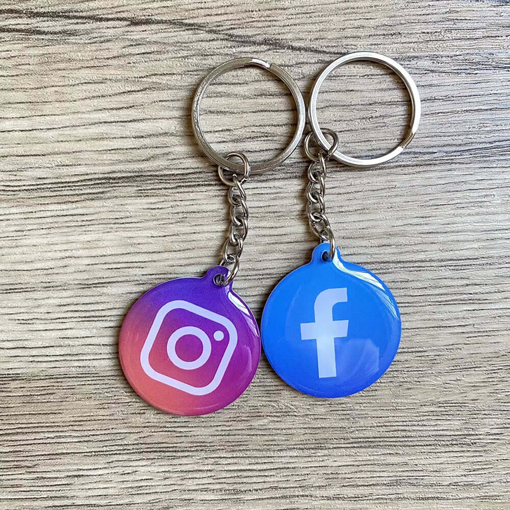 NFC Keychain – Instantly Share Social Media & Contact Info with One Tap