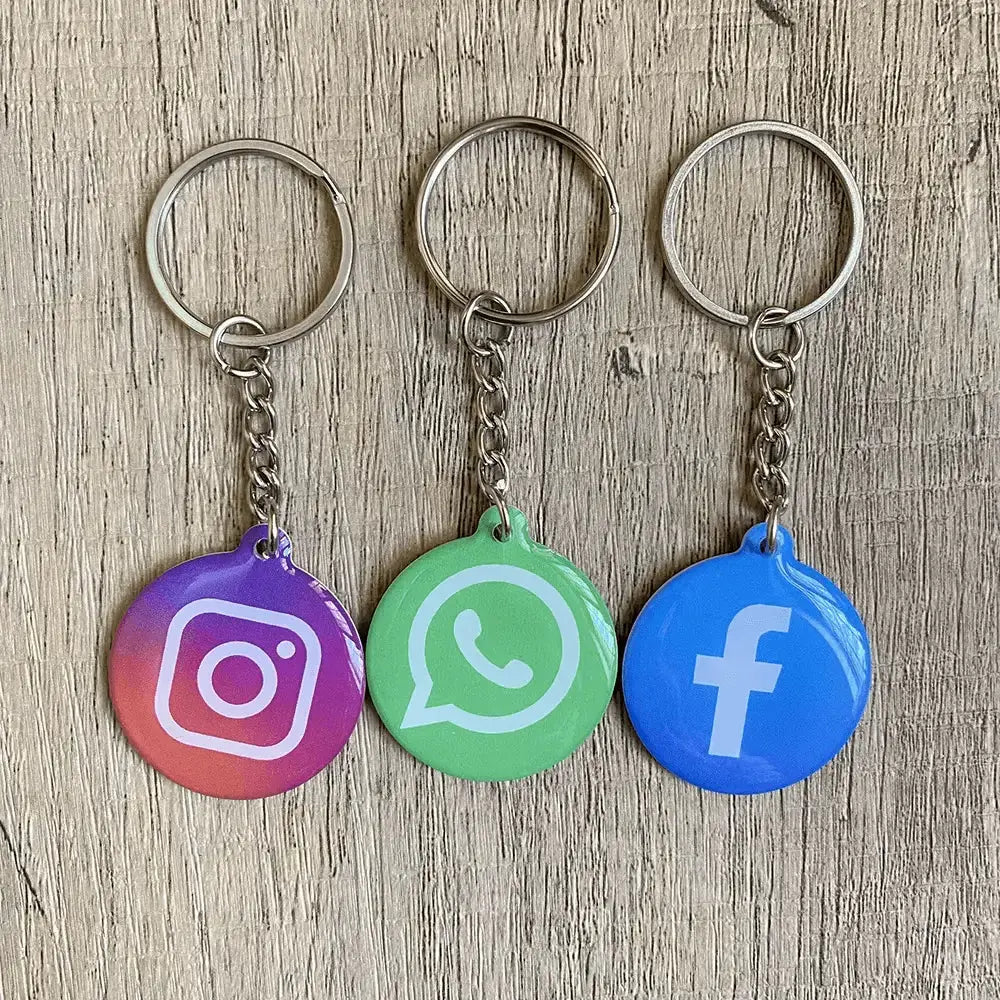 NFC Keychain – Instantly Share Social Media & Contact Info with One Tap