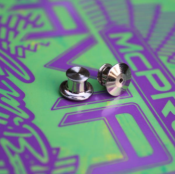 Birdie Hunt Pin - Locking Metal Backer