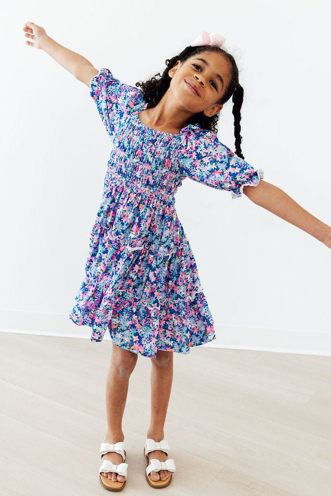 Robe smockée à volants « Darling Daisies »