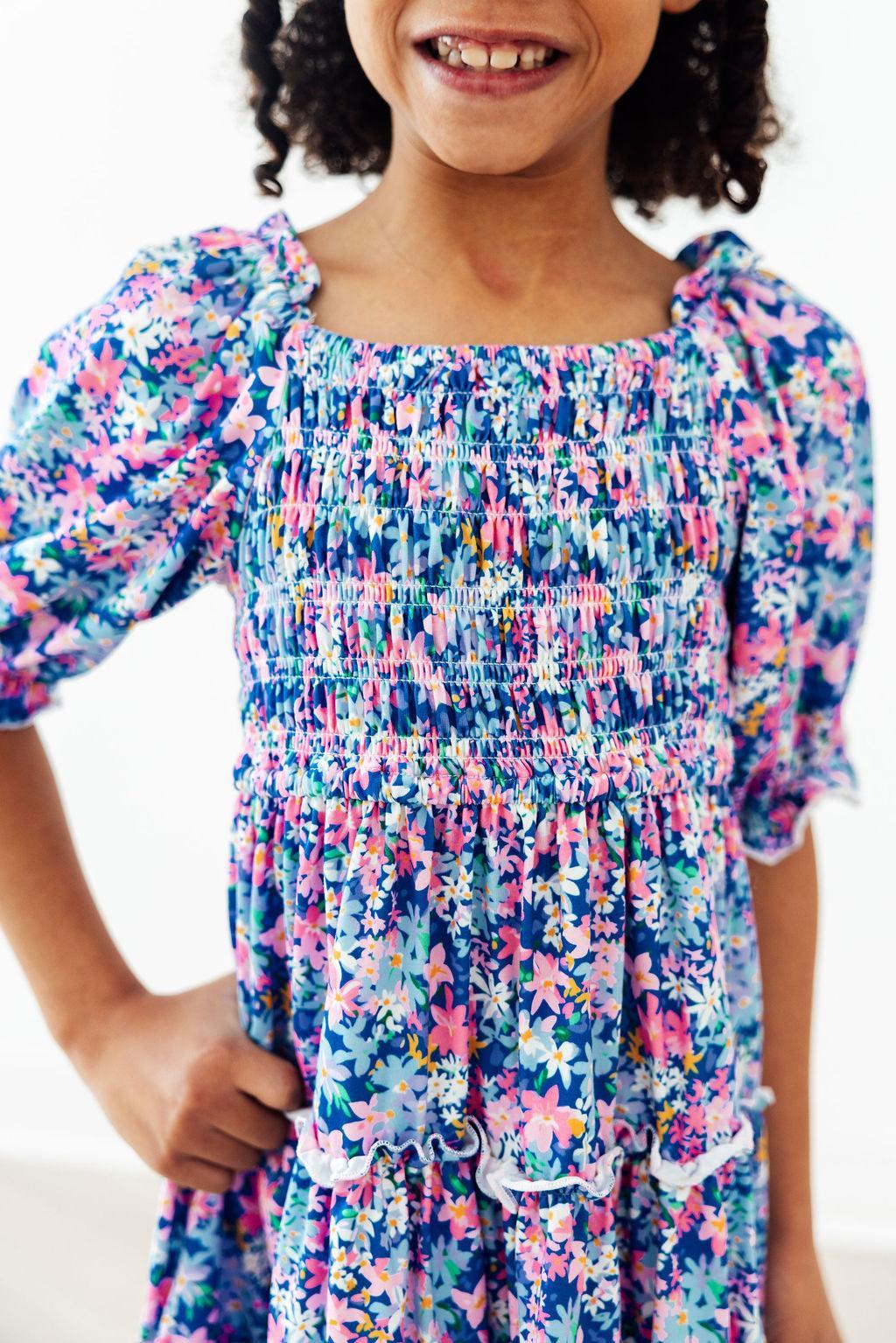 Robe smockée à volants « Darling Daisies »