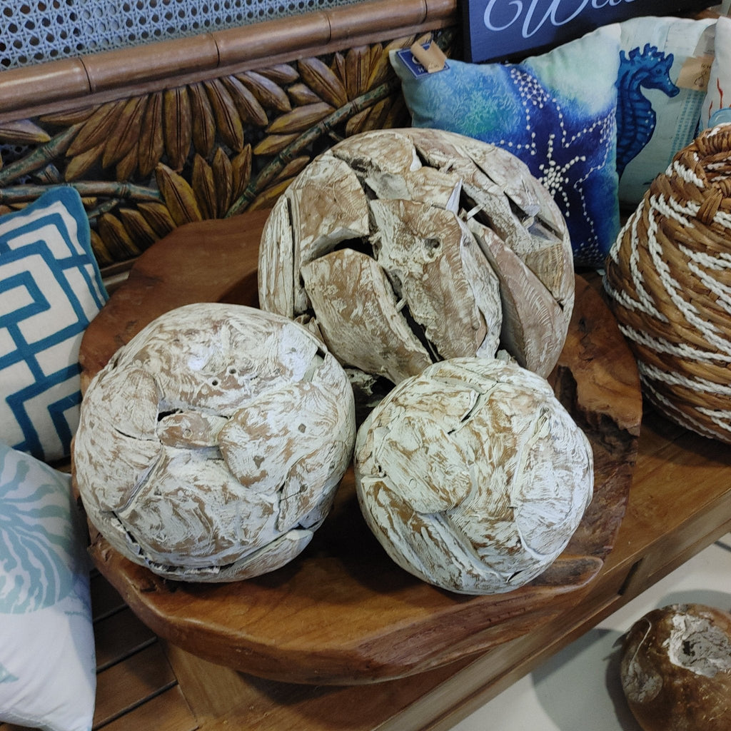 Mosaic Teak Ball