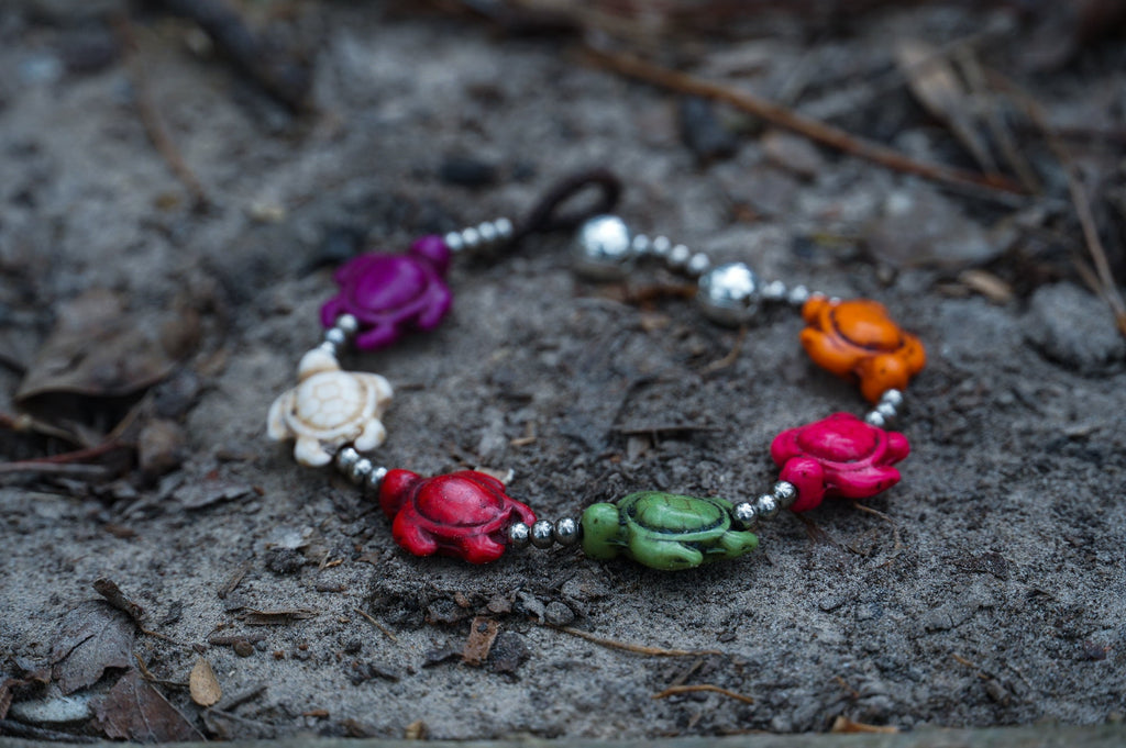 Turquoise Turtle Bracelet With Silver Beads Boho Adjustable