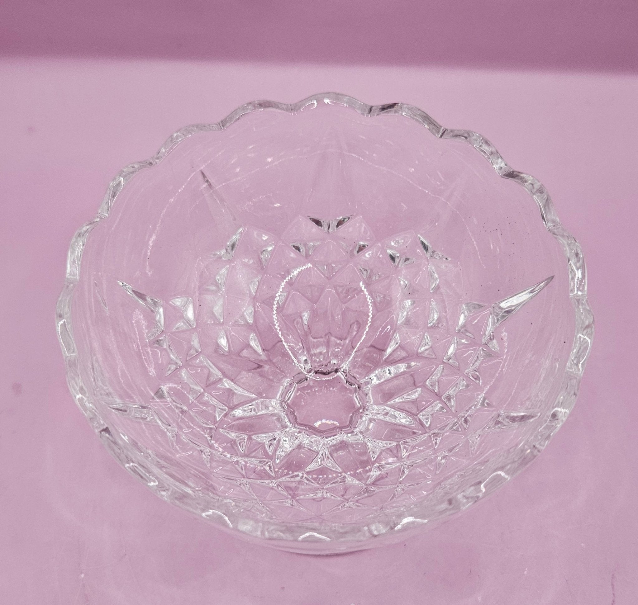 Vintage Crystal Pedestal Candy Dish with Lid – 6.5" x 4" – Elegant Cut Glass